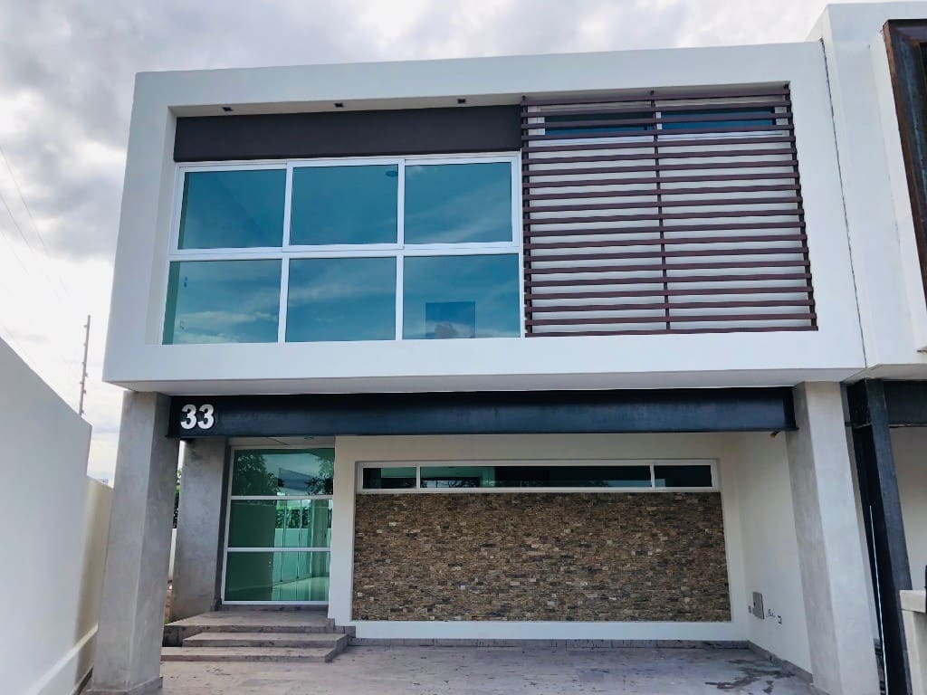 Lake El Salto o Elota Mexico Lakes